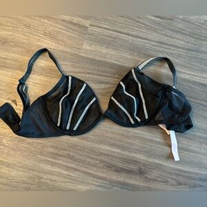NWT Victoria Secret Diamond Bralette